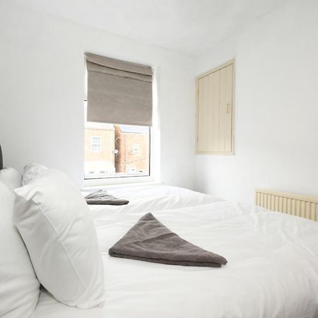 Cottage Style 3 Bedroom House - Close To City Centre & The Peaks 체스터필드 외부 사진