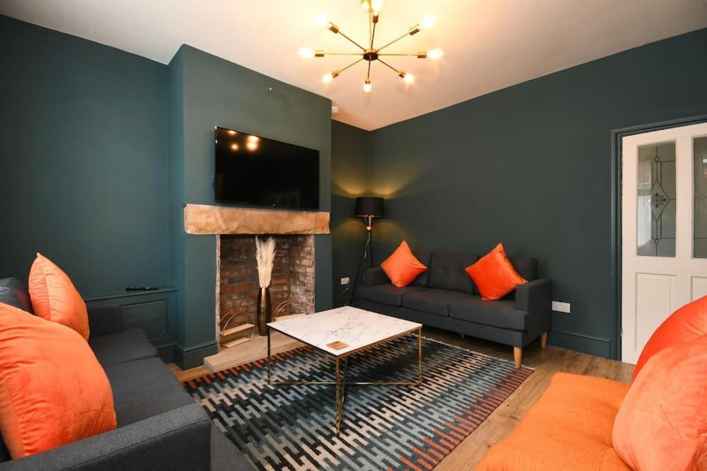 Cottage Style 3 Bedroom House - Close To City Centre & The Peaks 체스터필드 외부 사진