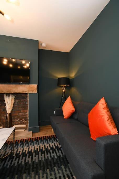 Cottage Style 3 Bedroom House - Close To City Centre & The Peaks 체스터필드 외부 사진