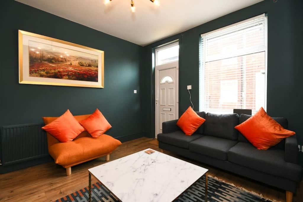 Cottage Style 3 Bedroom House - Close To City Centre & The Peaks 체스터필드 외부 사진