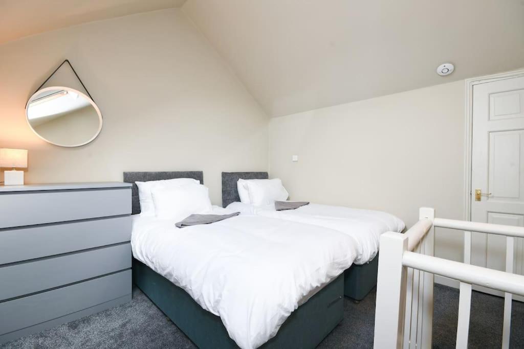 Cottage Style 3 Bedroom House - Close To City Centre & The Peaks 체스터필드 외부 사진